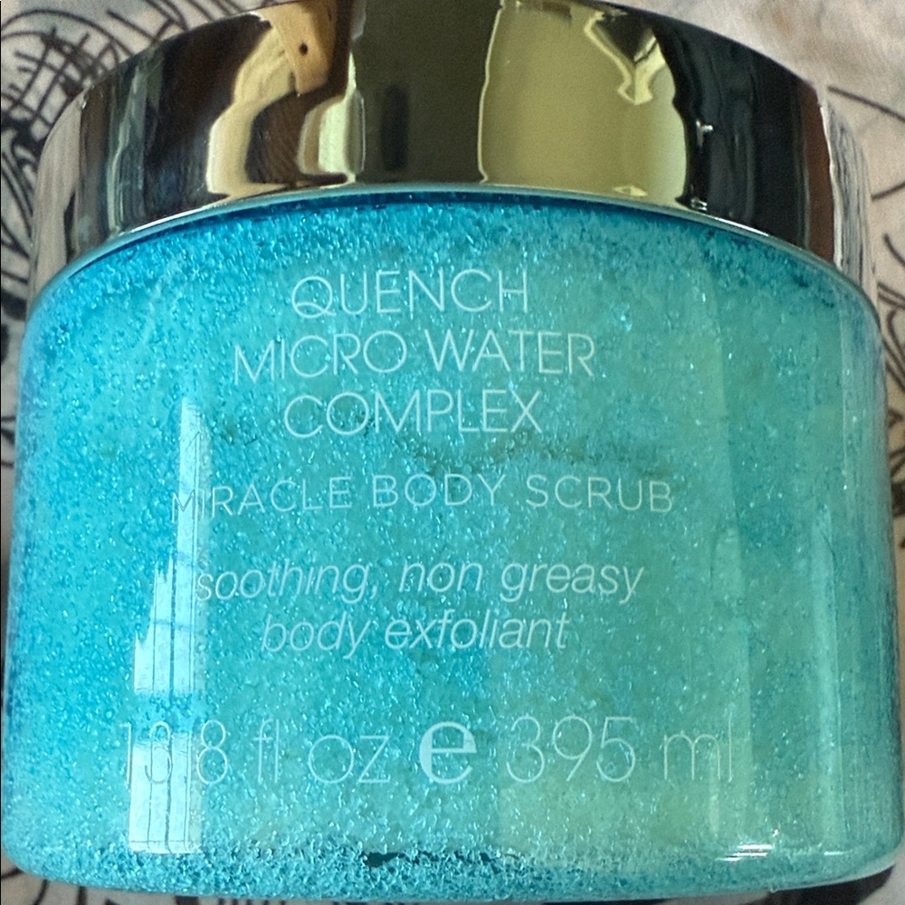 Micro Water Complex Miracle Body Scrub